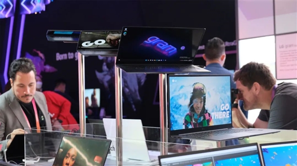 时隔三年 终于回到美国逛CES：意外摸到了索尼造的车！-第17张图片-9158手机教程网