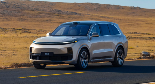 特斯拉、华为问界大降价！李想：他们都得对比理想L8-第1张图片-9158手机教程网