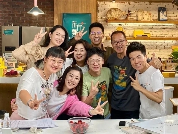 新东方起死回生了！东方甄选半年带货48亿 利润5.85亿-第2张图片-9158手机教程网