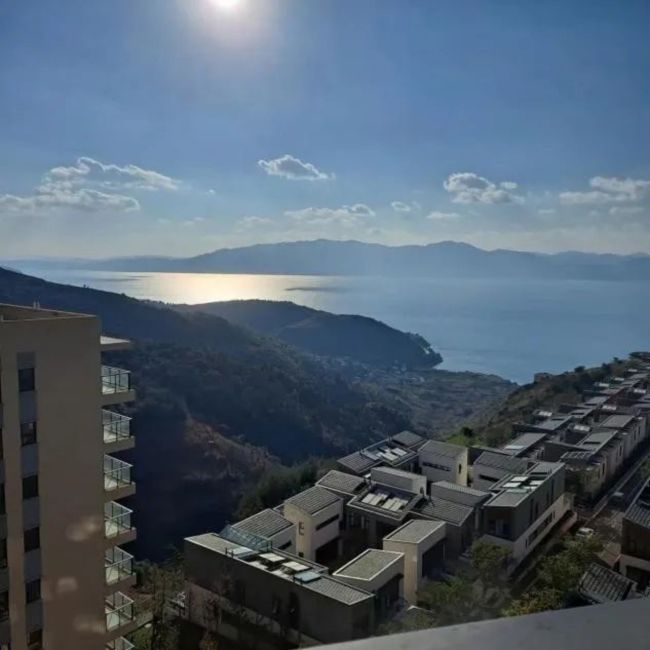 女孩逃离大城市回县城 工作5年倒贴4万，县城容不下的不止是灵魂-第7张图片-9158手机教程网