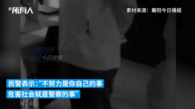 初中男生关在房间烧寒假作业 网友：不是那块料就别逼孩子了-第3张图片-9158手机教程网