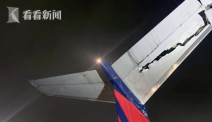 美国两架客机在机场相撞,一辆载满乘客 机翼被折断,碰撞声明显-第3张图片-9158手机教程网 美国两架客机在机场相撞,一辆载满乘客 机翼被折断,碰撞声明显-第3张图片-9158手机教程网