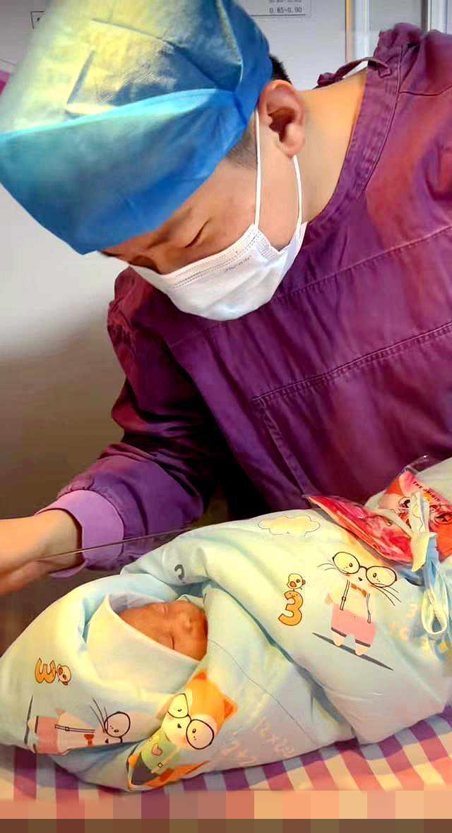 辱母案当事人于欢应聘外卖员被拒 摆摊看到大家愿意照顾自己的生意萌生创业想法-第4张图片-9158手机教程网