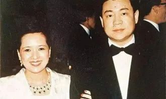 71岁超级富豪正在网上卖他的76个爱马仕：价值超1600万-第1张图片-9158手机教程网