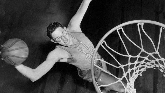 詹姆斯加冕NBA历史得分王 哈登杜兰特库里共同祝贺-第15张图片-9158手机教程网